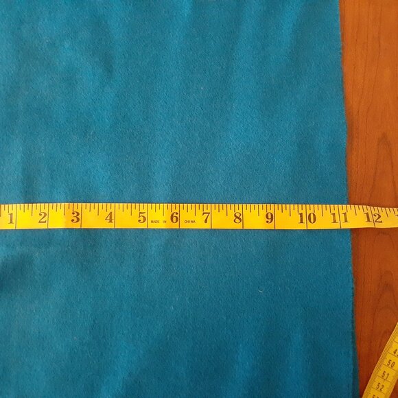 Lambswool Scarf - Picture 5 of 8